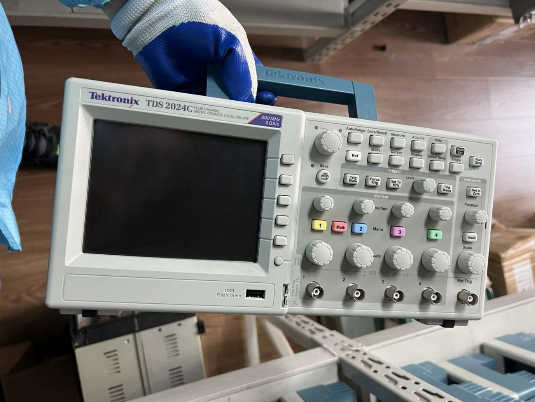 اسیلوسکوپ دیجیتال Tektronix TDS2024C تجهیزات اندازه گیری و ابزار دقیق